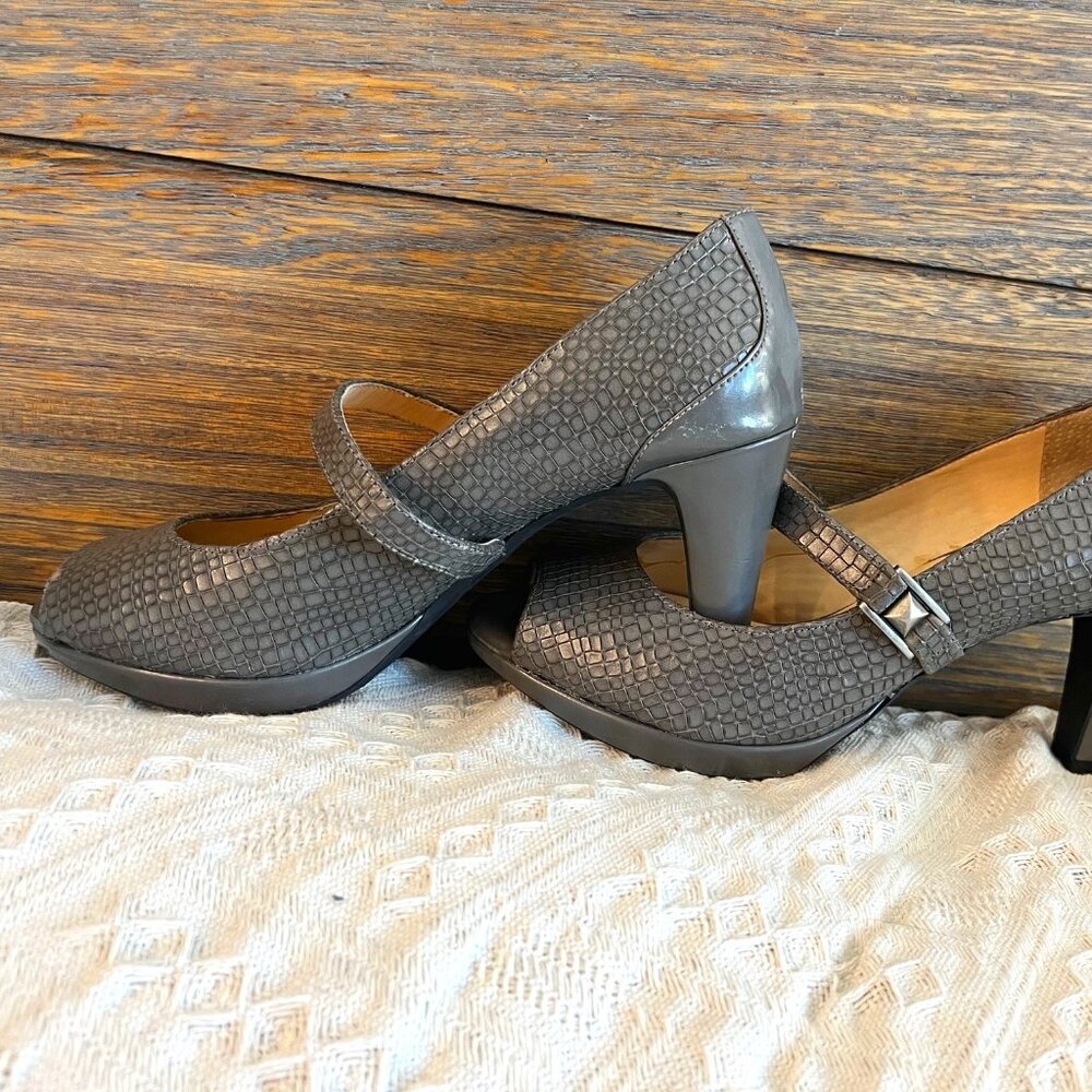 Sold.  Alex Marie Open Toe Gray Faux Snake Skin Print Heel